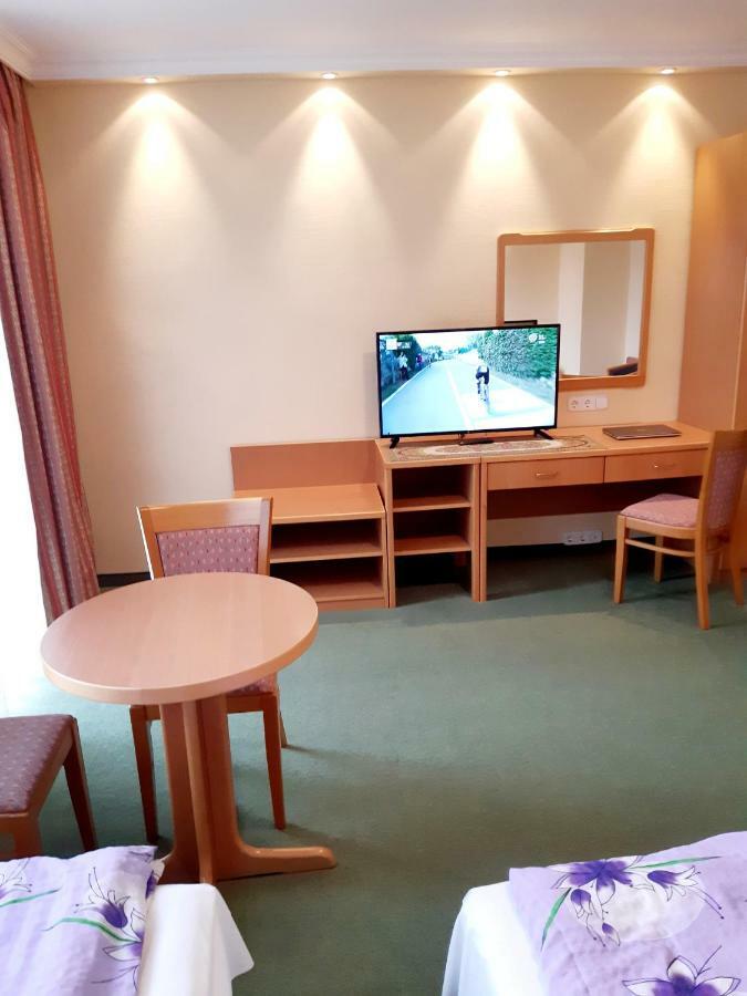 Apartment Pension Rideg Hévíz Eksteriør bilde