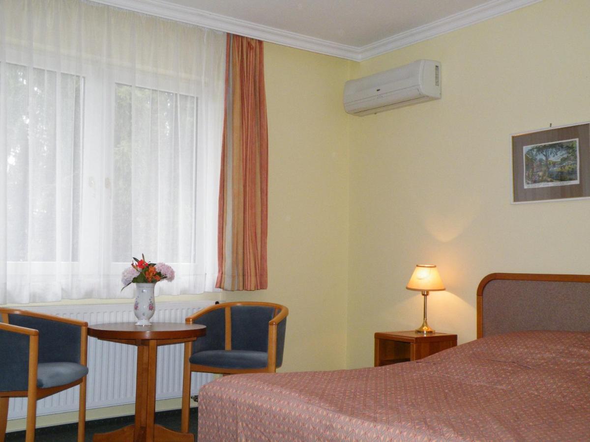 Apartment Pension Rideg Hévíz Rom bilde